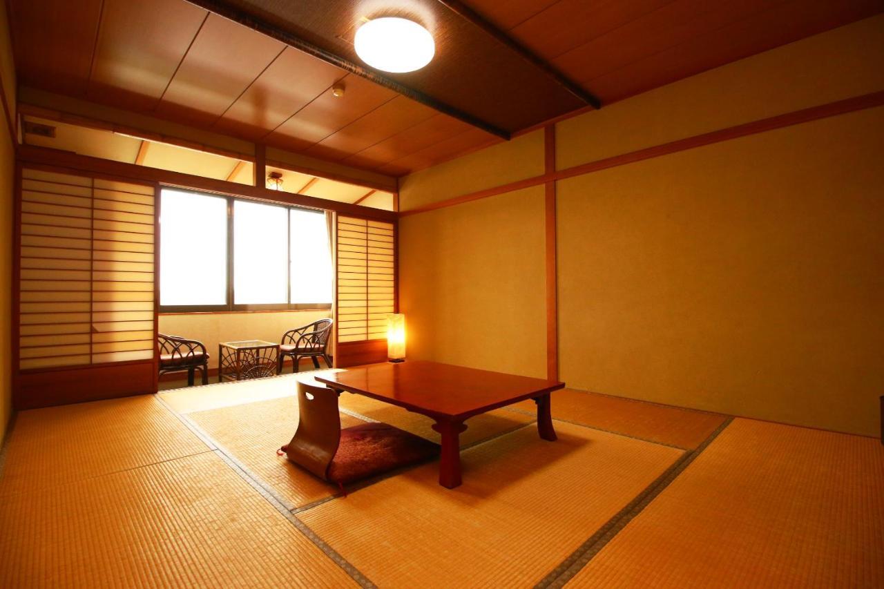 Hotel Oyado Kagetsu Sado Exterior foto
